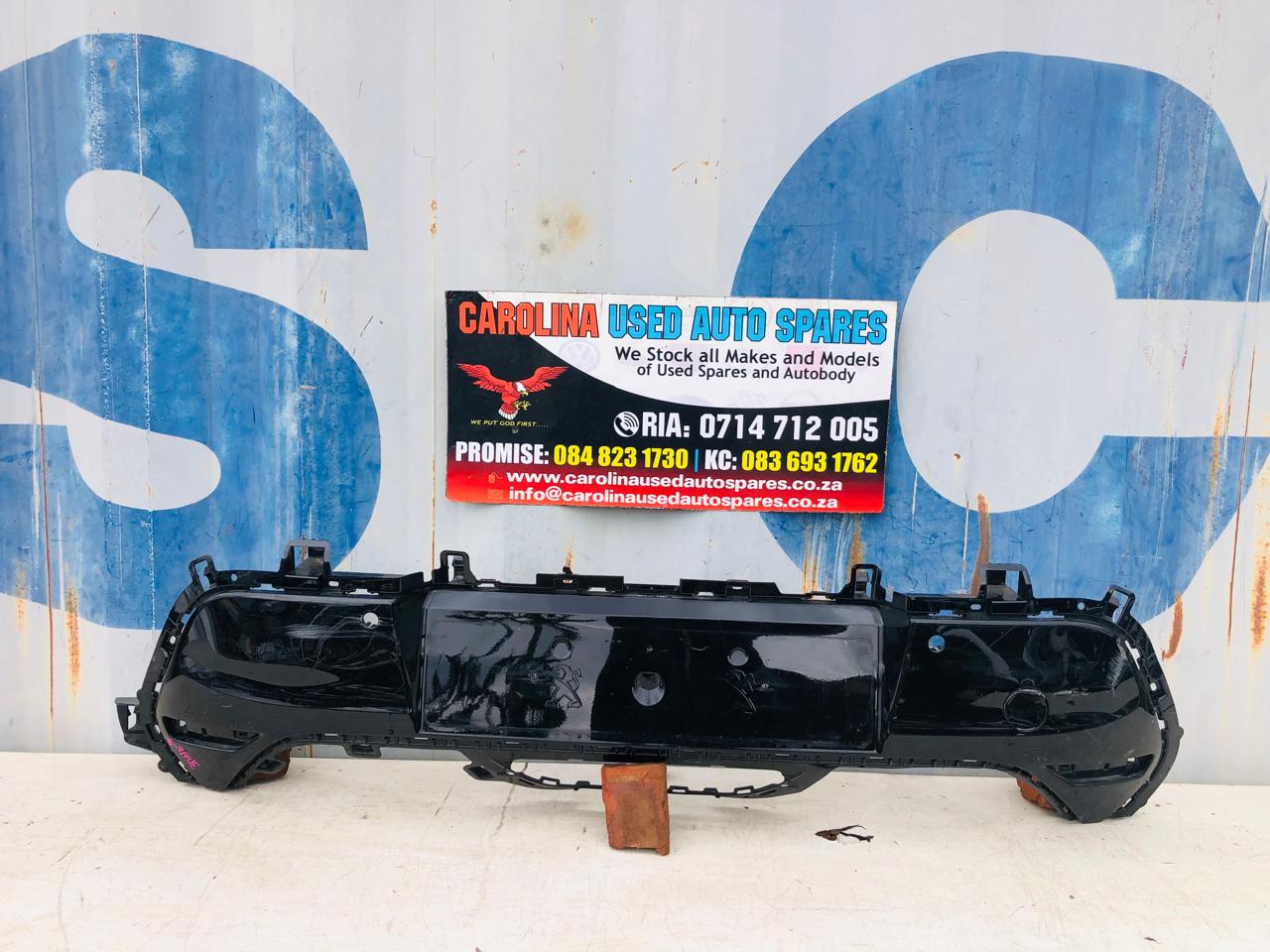 Peugeot 208 rear/back bumper diffuser (2021) - Private Seller Peugeot 208 rear/back bumper diffuser (2021) - Private Seller