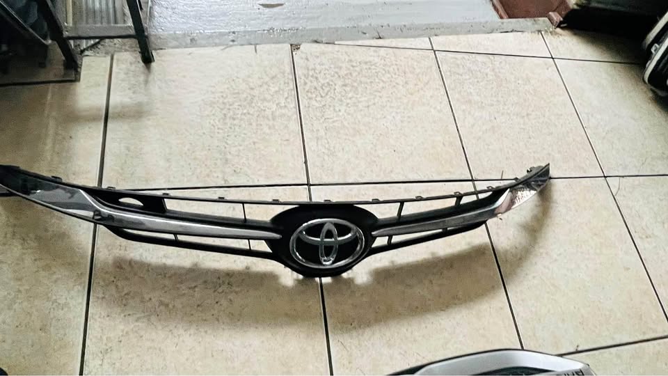 Toyota Starlet grill - Private Seller Toyota Starlet grill - Private Seller
