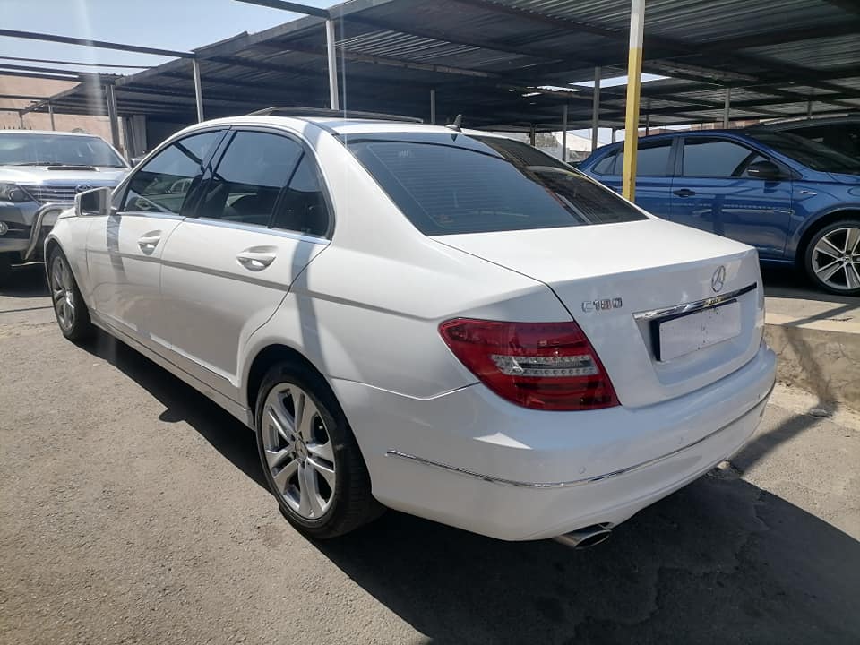 2013 Mercedes Benz C180 Automatic leather seat sunroof