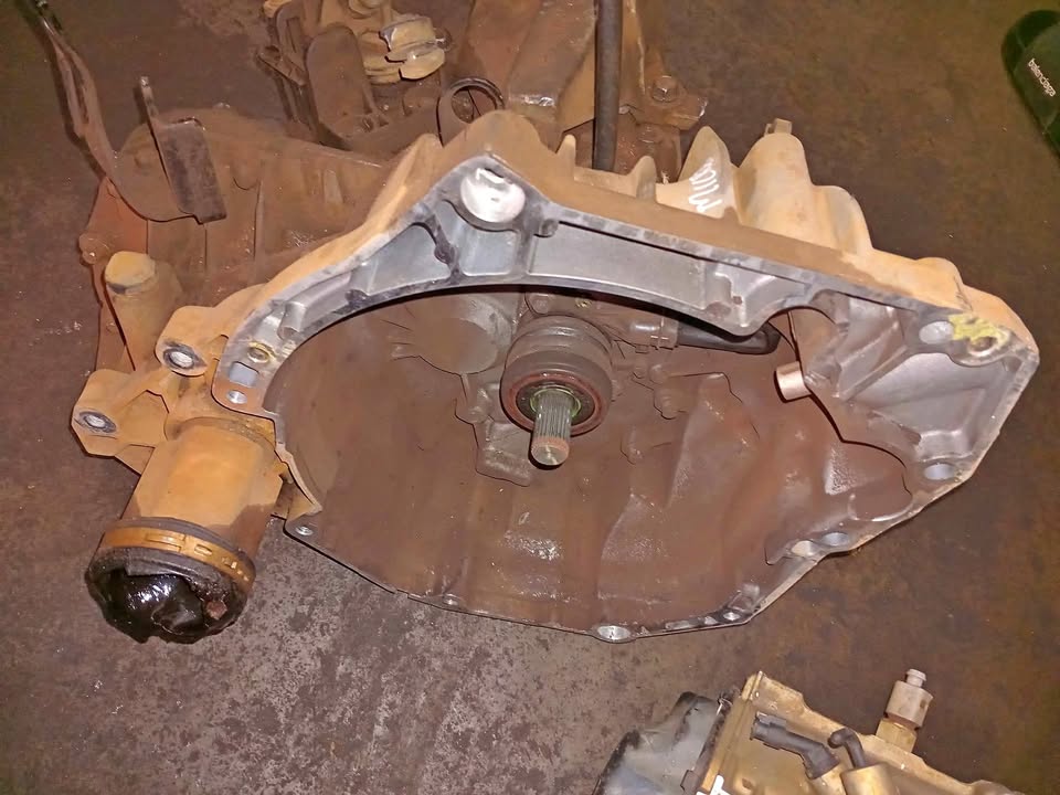 Nissan micra maunal gear box - Private Seller Nissan micra maunal gear box - Private Seller
