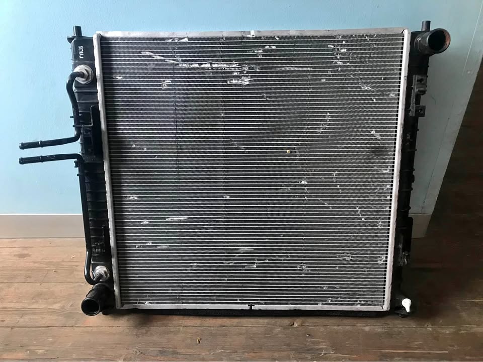 2023 Hyundai venue Automatic Radiator and condenser for sale - Private Seller 2023 Hyundai venue Automatic Radiator and condenser for sale - Private Seller
