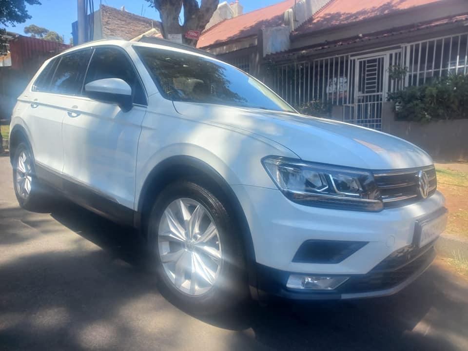 2017 VW TIGUAN SUV 2.0 TSI MOTION PETROL, AUTOMATIC, WHITE COLOR
