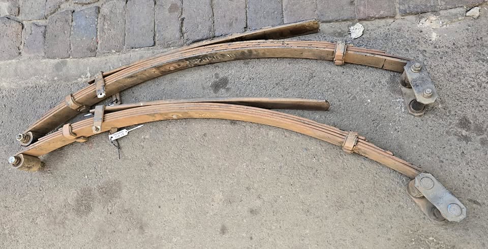 2.8 Mitsubishi Colt Leaf Springs For Sale - Private Seller 2.8 Mitsubishi Colt Leaf Springs For Sale - Private Seller