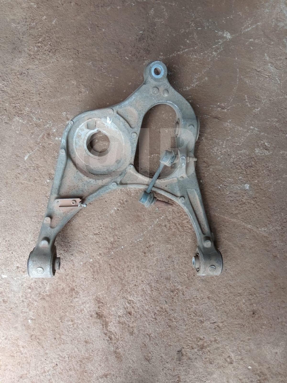 Right Rear Jeep Grand Cherokee Wk2 Control Arm - Preloved Jeep Parts - Private Seller Right Rear Jeep Grand Cherokee Wk2 Control Arm - Preloved Jeep Parts - Private Seller