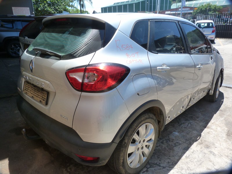 Renault Captur 900T Manual SILVER- 2015 SPARESBOYZ STRIPPING FOR SPARES - Private Seller Renault Captur 900T Manual SILVER- 2015 SPARESBOYZ STRIPPING FOR SPARES - Private Seller