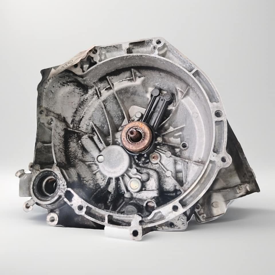 Ford fiesta diesel gearbox Call me or WhatsApp me - Private Seller