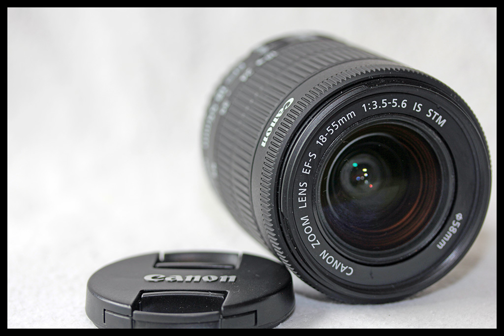Canon EF-S 18-55mm f/3.5-5.6 IS STM