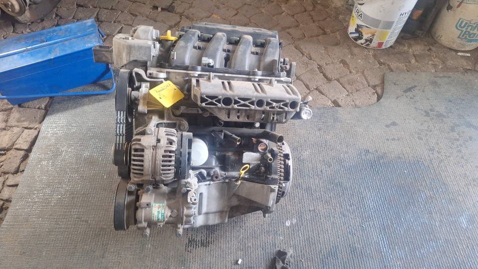 Renault clio 2 engine available - Private Seller Renault clio 2 engine available - Private Seller