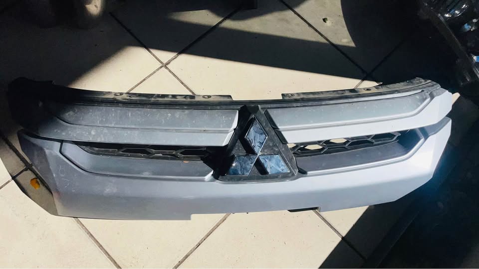 Mitsubishi Triton grill 2018 - Private Seller Mitsubishi Triton grill 2018 - Private Seller