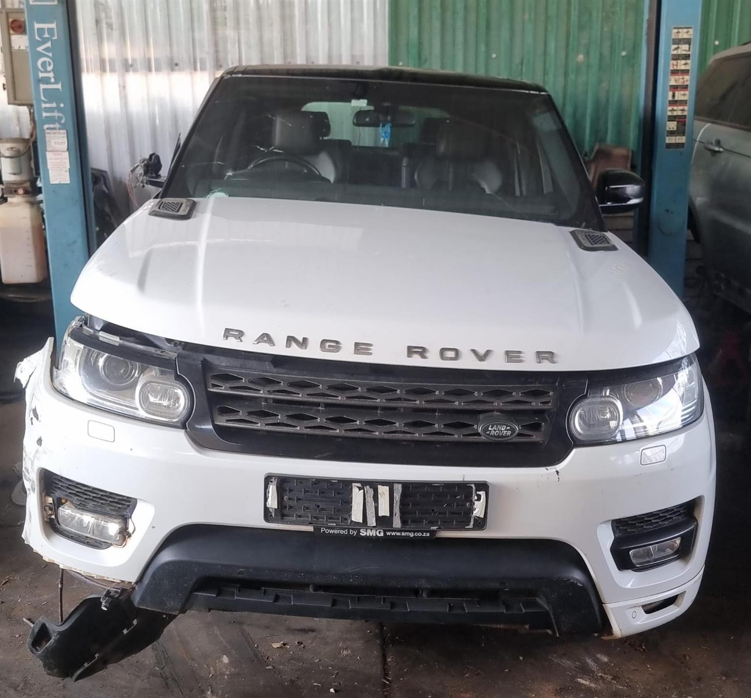 2016 Range Rover Sport 3.0 SDV6 SE Spares – White in colour 2016 Range Rover Sport 3.0 SDV6 SE Spares – White in colour