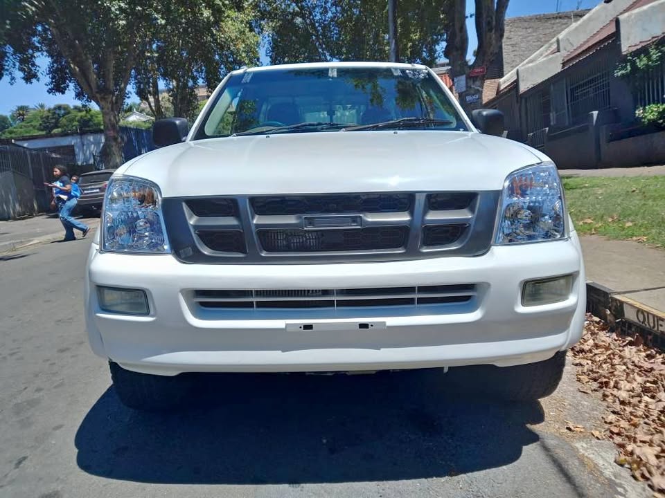 2007 ISUZU KB250 SINGLE CAB, MANUAL TRANSMISSION, WHITE COLOR, MILEAGE 148000KMS,