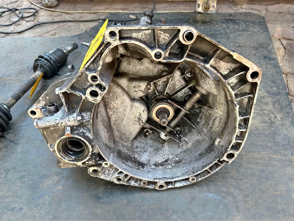 Fiat uno gearbox available Call or WhatsApp - Private Seller Fiat uno gearbox available Call or WhatsApp - Private Seller