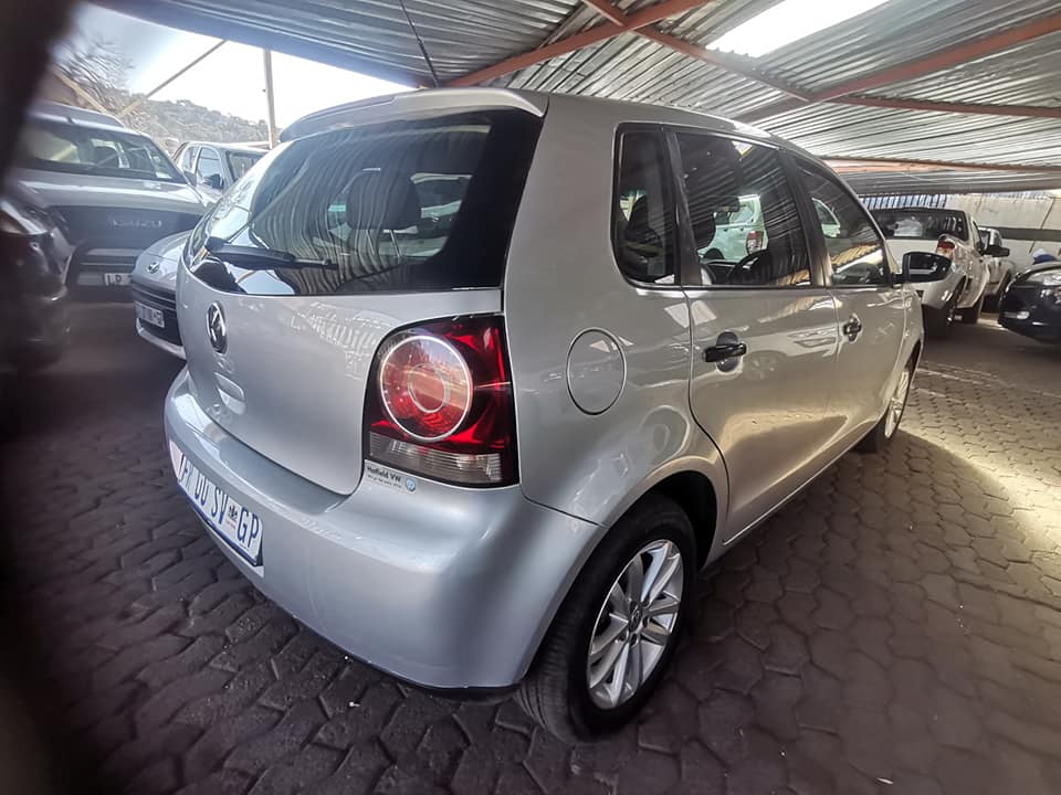 2017 VOLKSWAGEN POLO VIVO 1.4 HATCH MANUAL PETROL