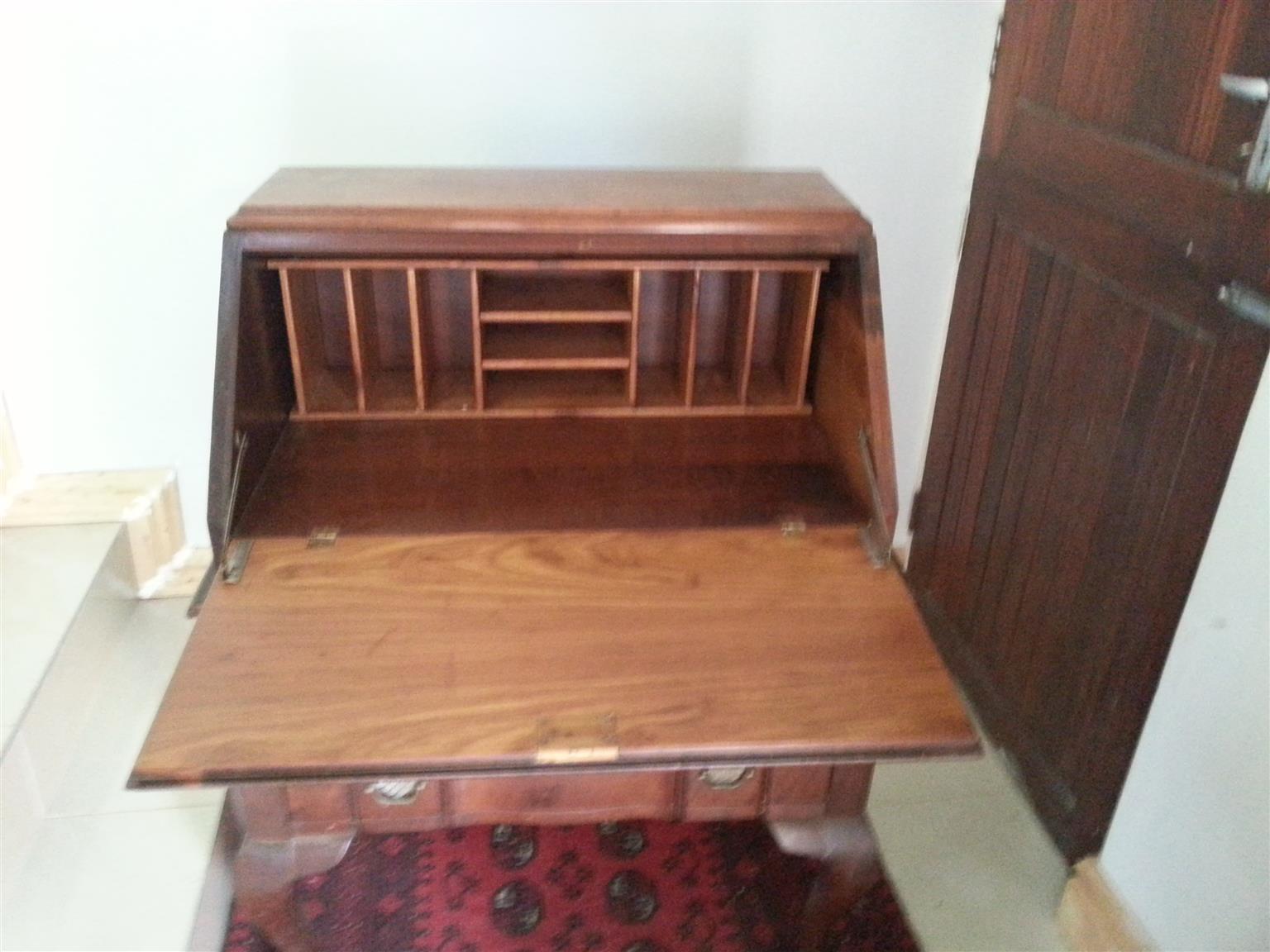 Writing desk