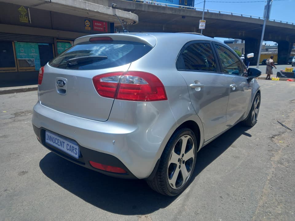2012 KIA RIO TEC 1.4 PETROL, 90000KM, MANUAL, SILVER COLOUR SUNROOF