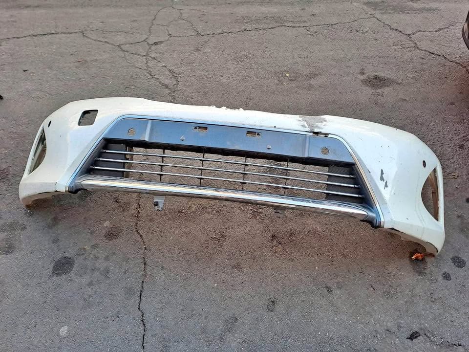 Toyota Auris bumper - Private Seller Toyota Auris bumper - Private Seller