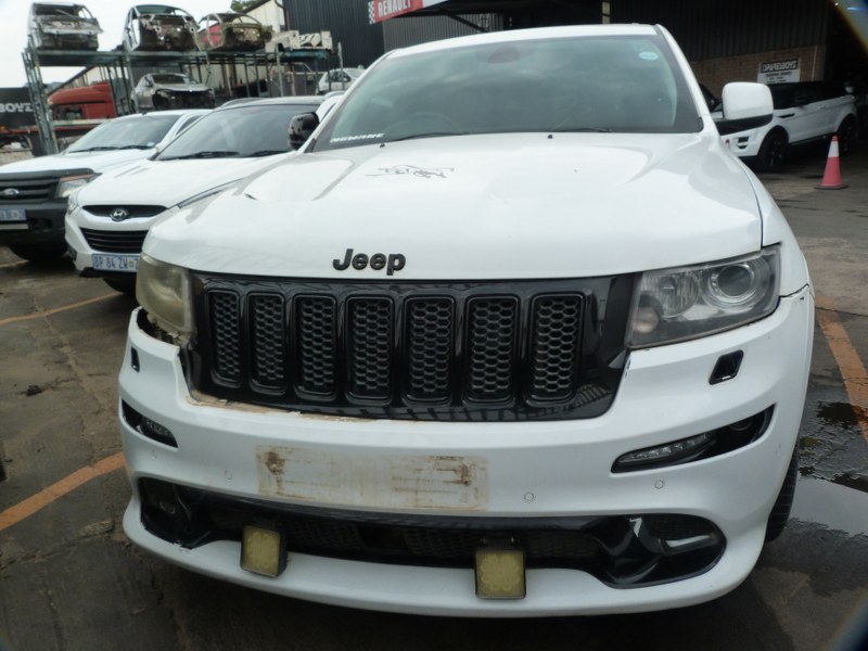 Jeep Grand Cherokee 6.4 SRT 8 AT White - 2013 STRIPPING FOR SPARES - Private Seller Jeep Grand Cherokee 6.4 SRT 8 AT White - 2013 STRIPPING FOR SPARES - Private Seller