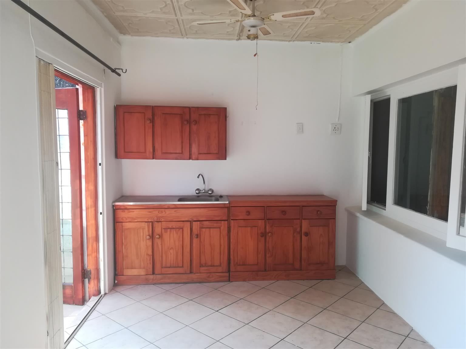2 Cottages To Rent In Linden Villeria Junk Mail