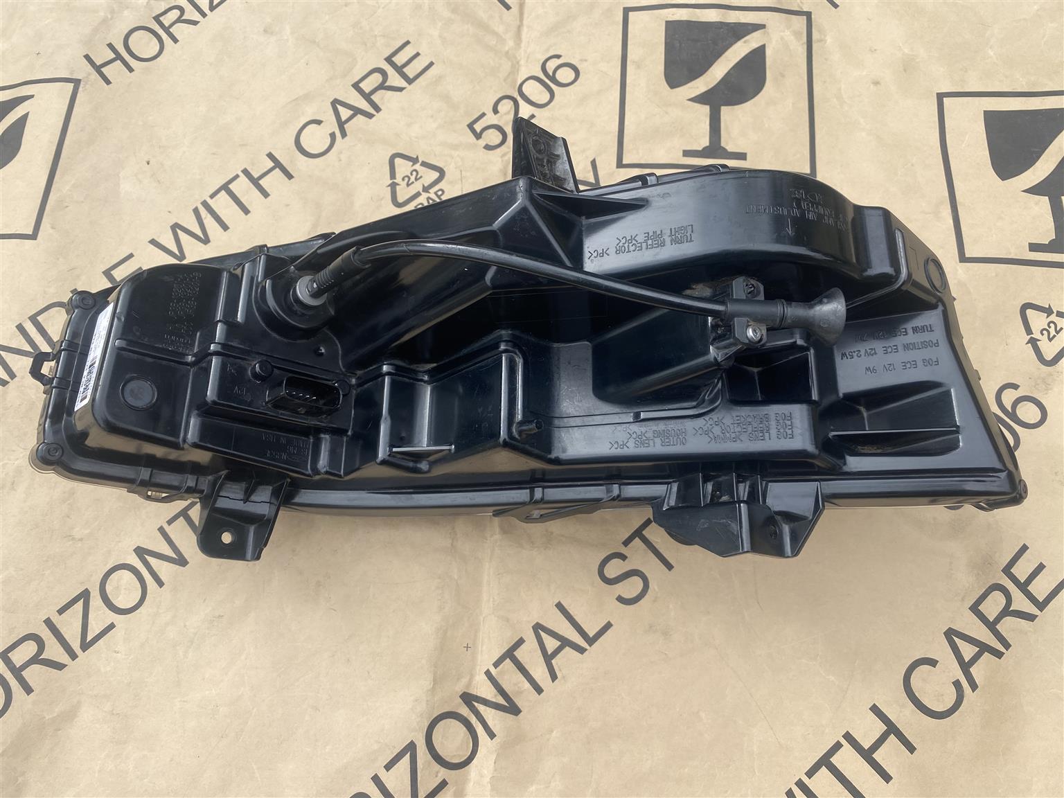 2020 FORD MUSTANG LED SPOTLIGHT LEFT SIDE FOR SALE. IN PRISTINE CONDITION - Private Seller 2020 FORD MUSTANG LED SPOTLIGHT LEFT SIDE FOR SALE. IN PRISTINE CONDITION - Private Seller