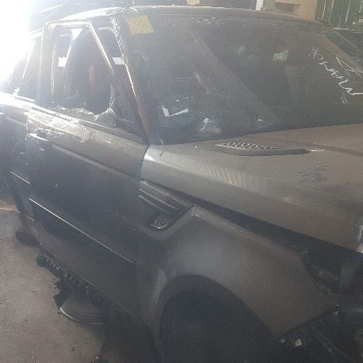 2015 Range Rover Sport 4.4l SDV8 Stripping for spares