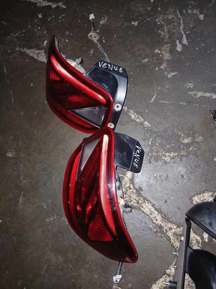 Hyundai venue rear taillights body both sides - Private Seller Hyundai venue rear taillights body both sides - Private Seller