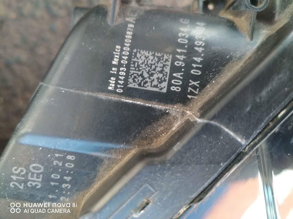 Audi Q5 2023 right side headlight - Private Seller Audi Q5 2023 right side headlight - Private Seller