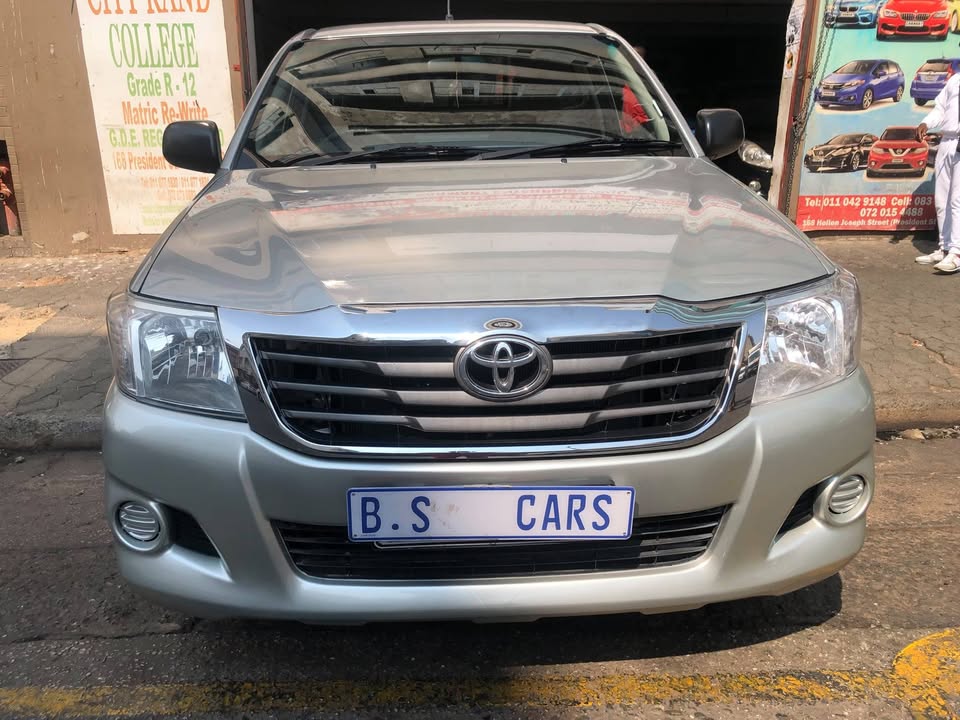 2013 Toyota hilux 2.0 2013 Toyota hilux 2.0