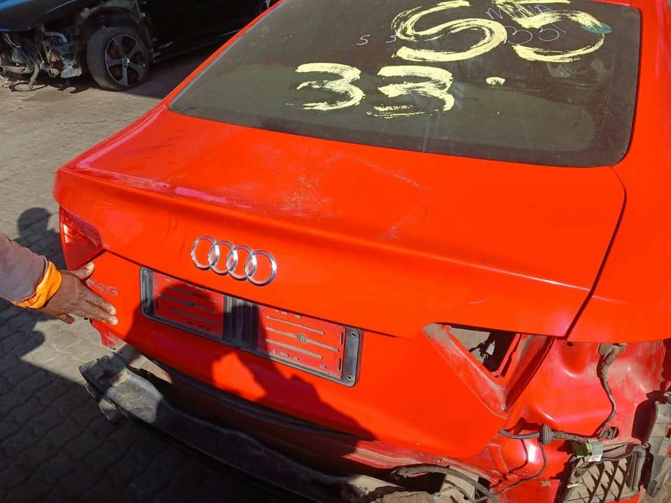AUDI S5 BOOTLID - Private Seller