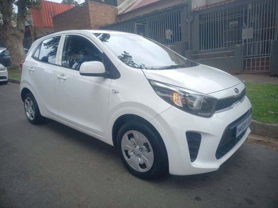 Kia Picanto 2018 model, 1.0 petrol, Manual, white color,