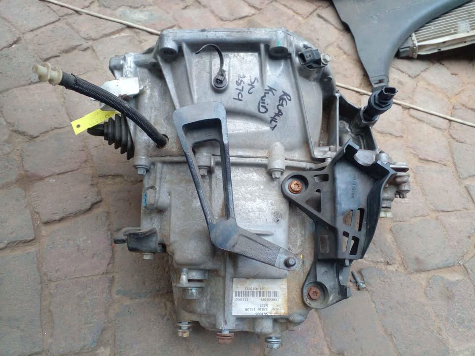 Renault kwid 1.0 gearbox - Private Seller Renault kwid 1.0 gearbox - Private Seller