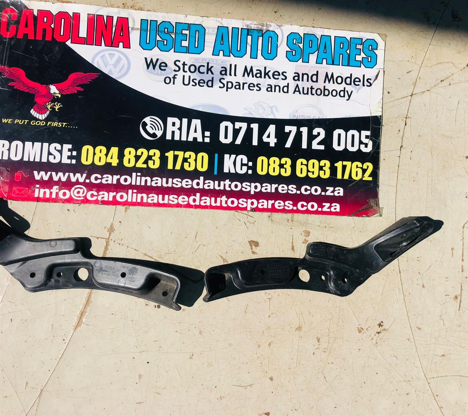 Mercedes Benz GLC X253 front bumper mouldings - Private Seller