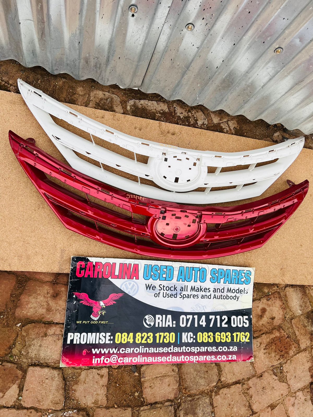 Toyota Etios radiator grill (no chrome and badge) - Private Seller
