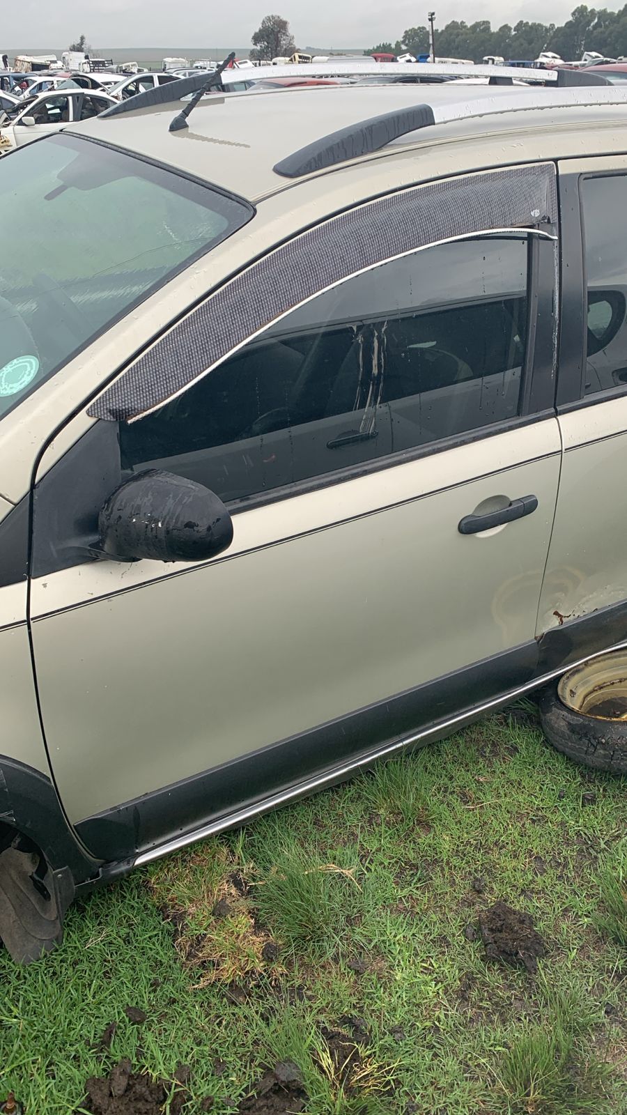 Nissan Livina parts - Private Seller Nissan Livina parts - Private Seller