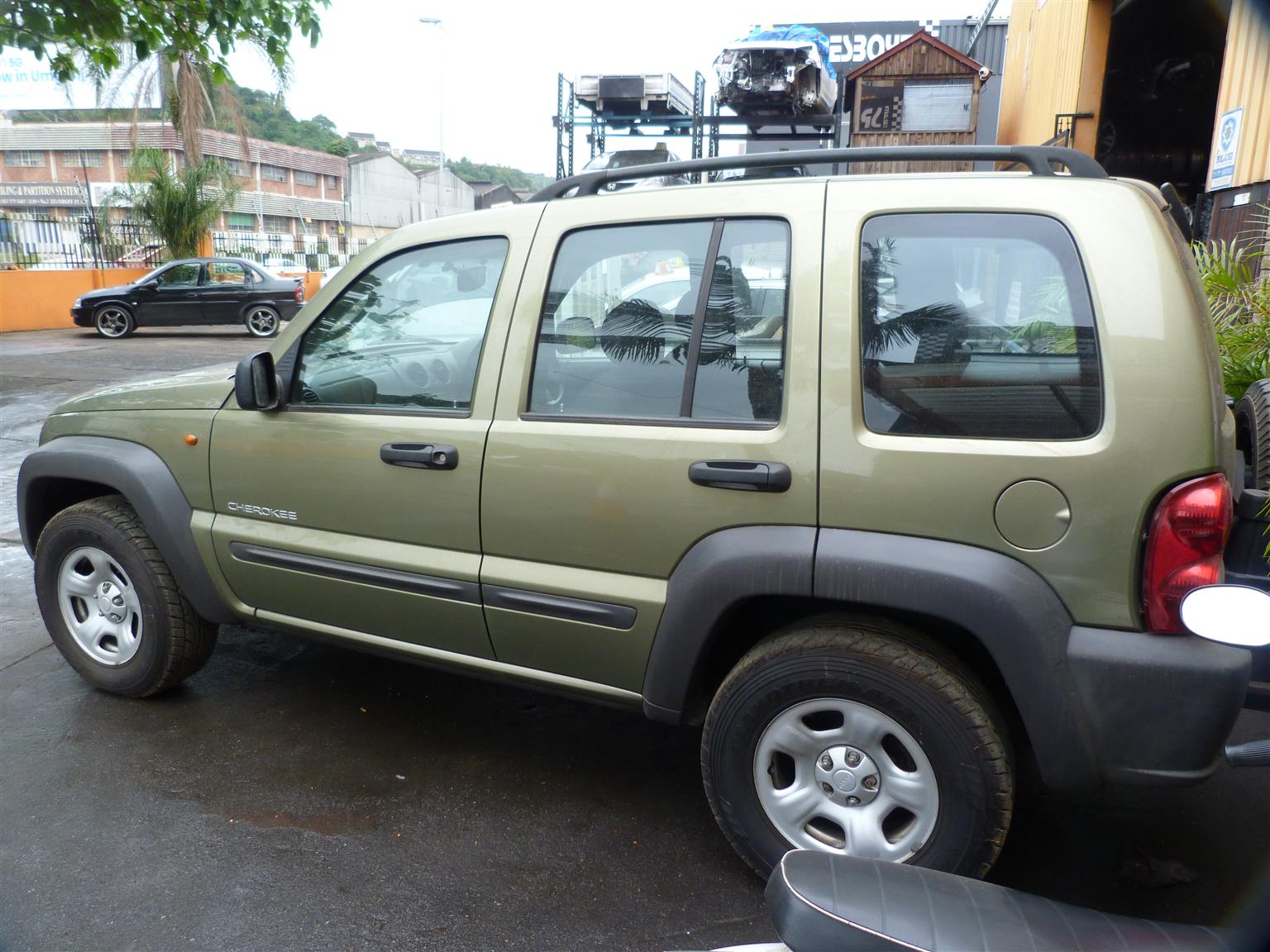Jeep Grand Cherokee 3.7 Sport Automatic - 2004 - Private Seller Jeep Grand Cherokee 3.7 Sport Automatic - 2004 - Private Seller