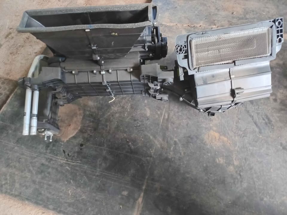 Mahindra Scorpio mhawk 2.2 S6 heater box  complete for sale - Private Seller