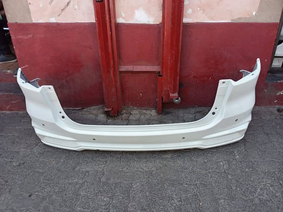 Suzuki Ertiga Back Bumper - Private Seller Suzuki Ertiga Back Bumper - Private Seller