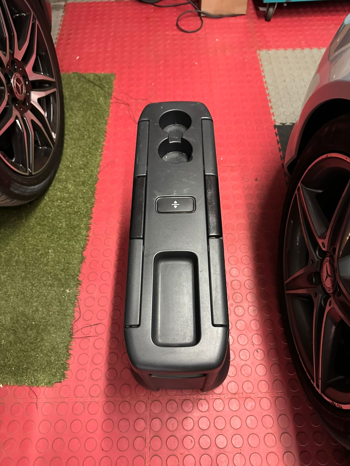 Mercedes W447 V-Class Center Console with Fridge – Luxury Upgrade