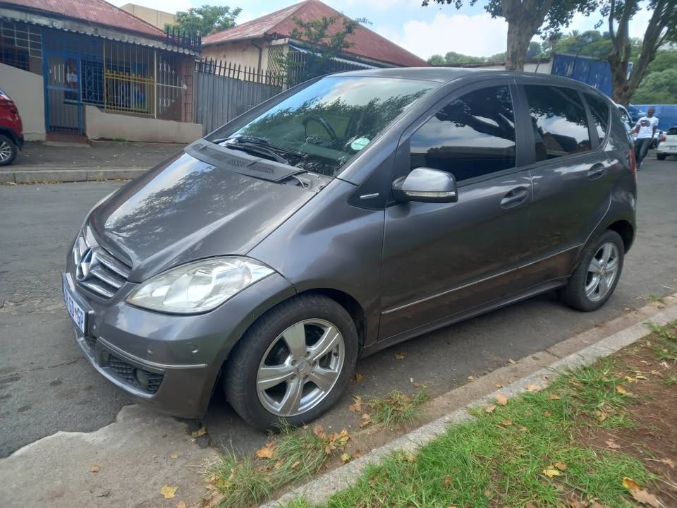 2012 MERCEDES BENZ A200 Petrol, Automatic, Grey Color, Mileage 87000kms,