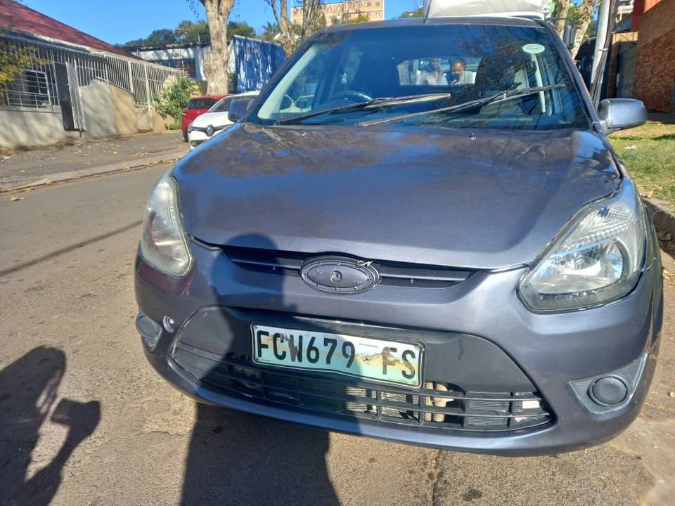 2012 Ford Figo 1.4 Petrol, Manual, Grey, 76000kms. Spare key