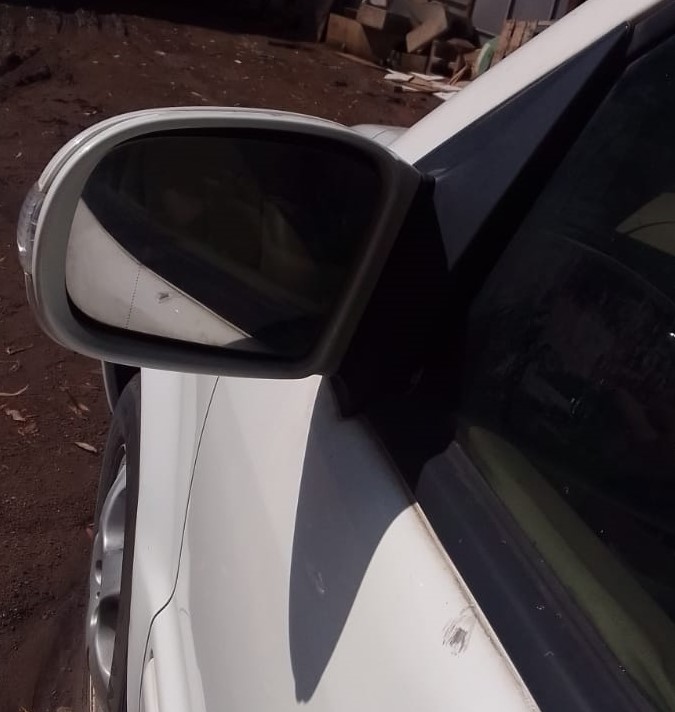 Mercedes W163 Door Mirror - Private Seller Mercedes W163 Door Mirror - Private Seller