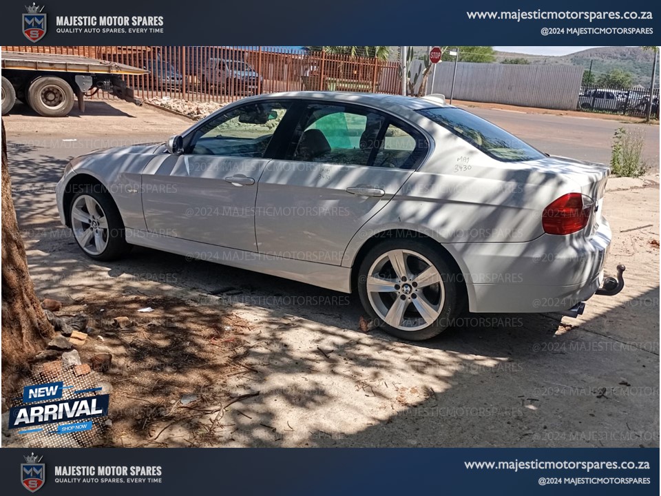 Bmw 330i stripping for used spares used parts