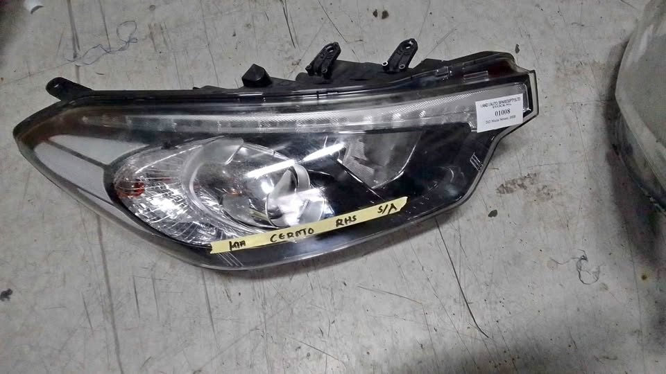 Kia cerato headlights - Private Seller Kia cerato headlights - Private Seller