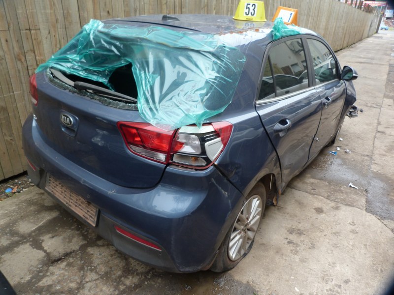 Kia Rio IV 1.2 EX Manual - 2018 - Private Seller Kia Rio IV 1.2 EX Manual - 2018 - Private Seller
