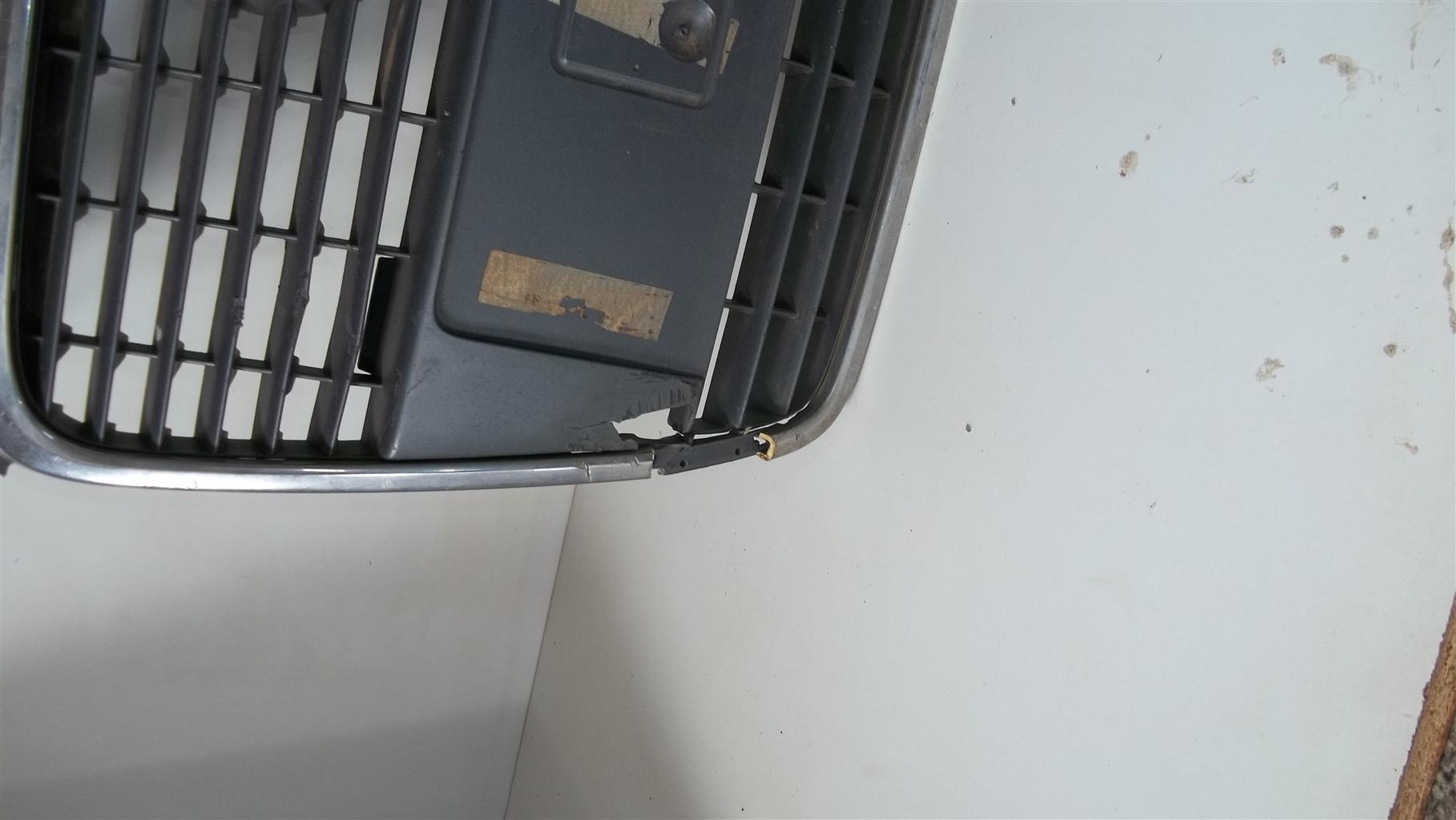 Audi A4 B7 radiator grile - Private Seller Audi A4 B7 radiator grile - Private Seller