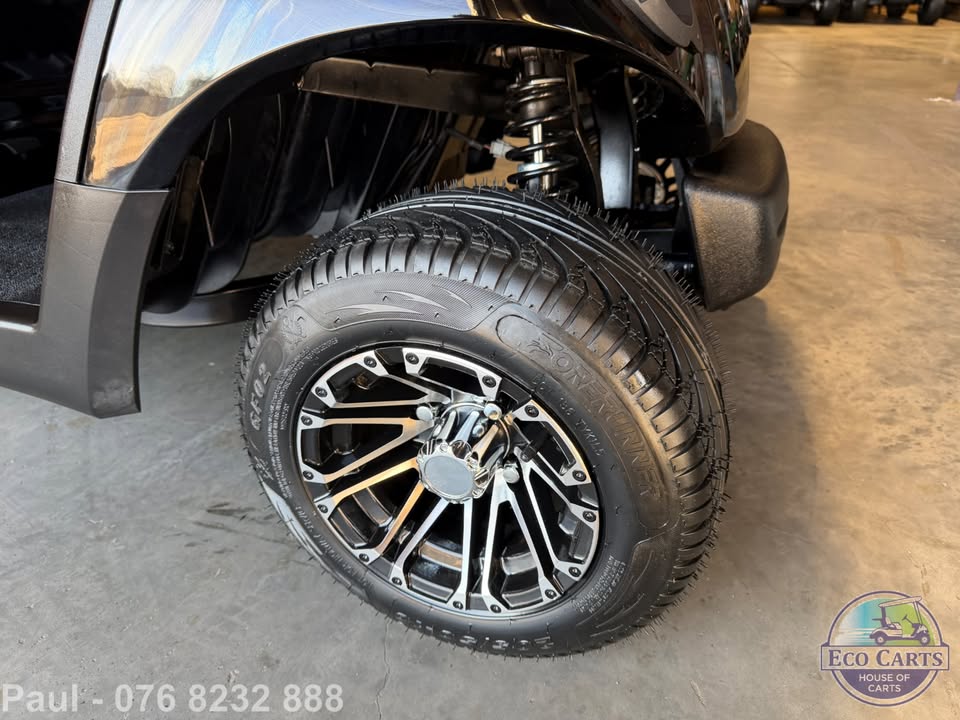 YAMAHA GOLF CART FOR SALE - FOUR SEATER - NEW LITHIUM BATTERY - PERFECT GOLF ESTATE CART - Private Seller YAMAHA GOLF CART FOR SALE - FOUR SEATER - NEW LITHIUM BATTERY - PERFECT GOLF ESTATE CART - Private Seller
