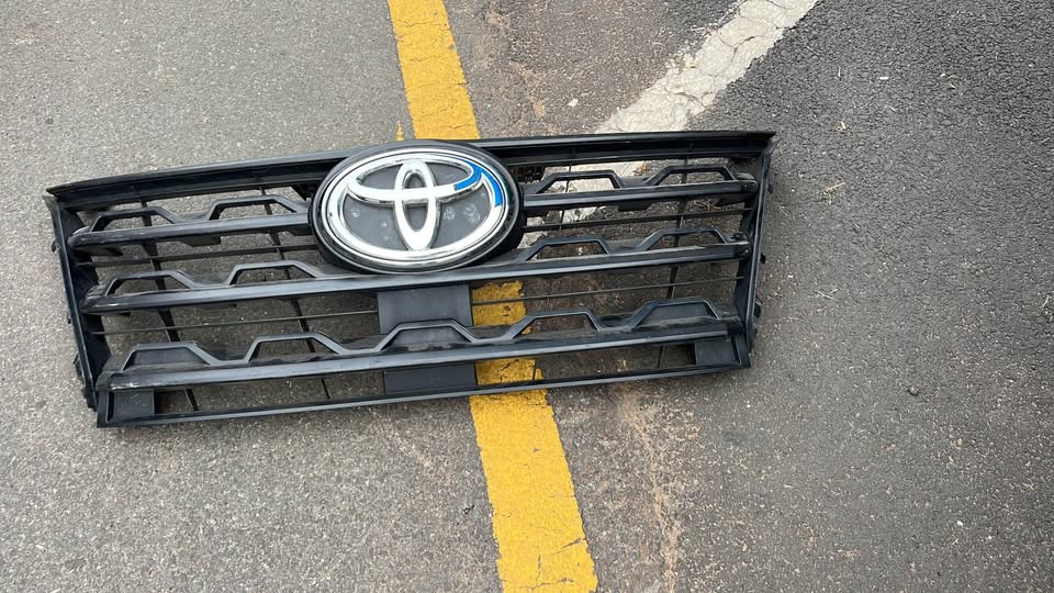 Toyota Fortuner GD6 grill 2021 - Private Seller Toyota Fortuner GD6 grill 2021 - Private Seller
