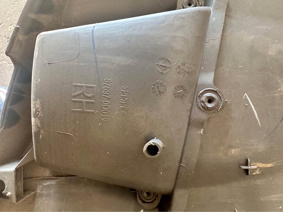 Toyota Etios complete door components - Private Seller Toyota Etios complete door components - Private Seller