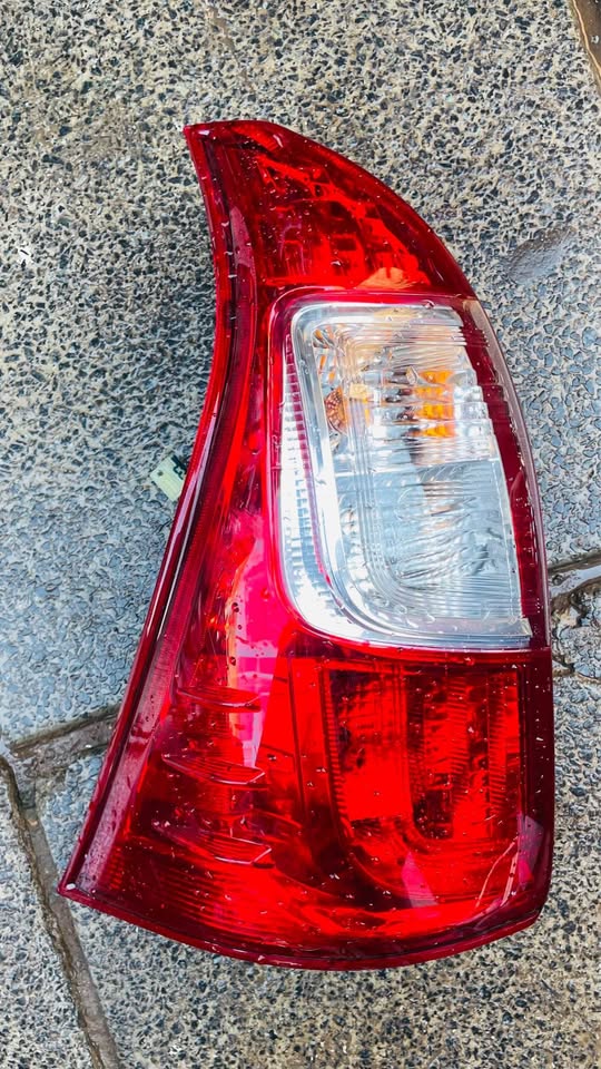 Toyota Avanza taillight - Private Seller Toyota Avanza taillight - Private Seller