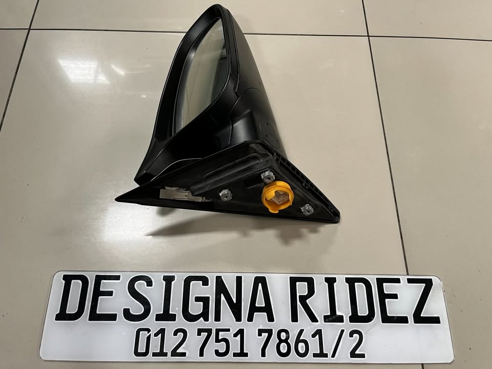 BMW F82 M4 FRONT RIGHT MIRROR AVAILABLE. - Private Seller BMW F82 M4 FRONT RIGHT MIRROR AVAILABLE. - Private Seller