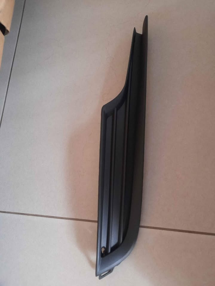 VW GOLF 7 TSI 2013 ON NEW FRONT BUMPERS SIDE GRILLES LOWER PRICE